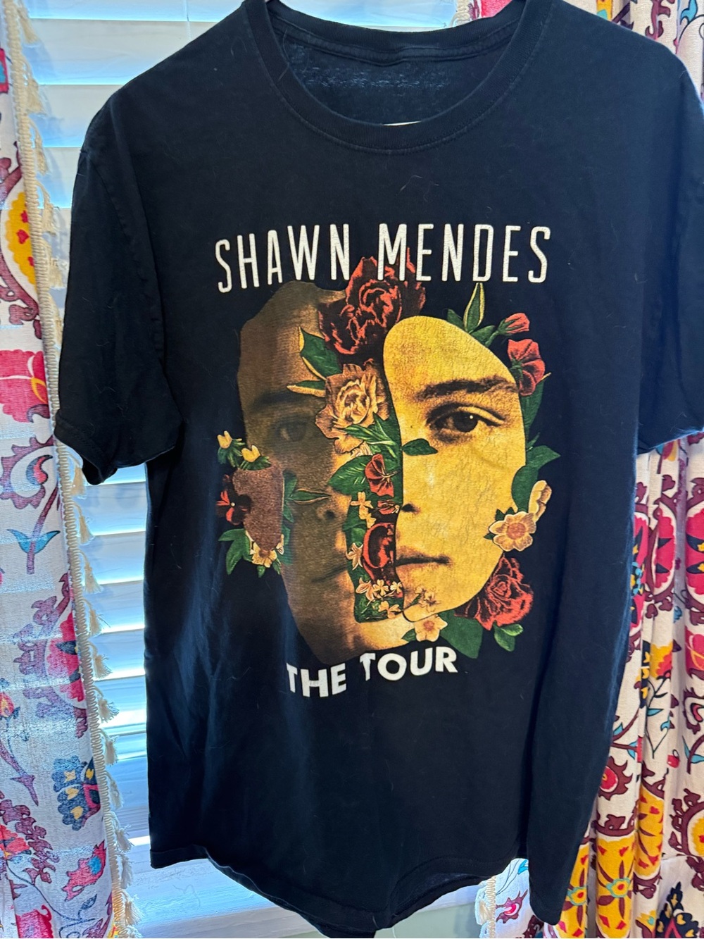 & Other Stories Black Shawn Mendes 'The Tour' Graphic Tee with Floral Face Print